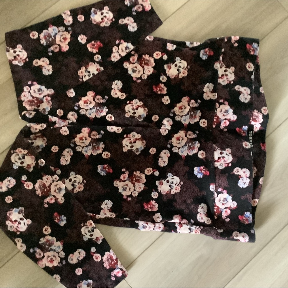 TORRID Luxe Ponte Floral Skull Print Leggings
